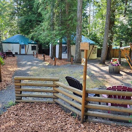 Riverbend Cottage & Rv Resort Parksville Exterior photo