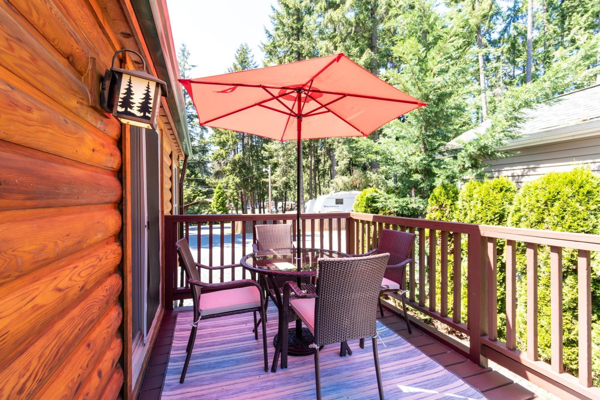 Riverbend Cottage & Rv Resort Parksville Exterior photo