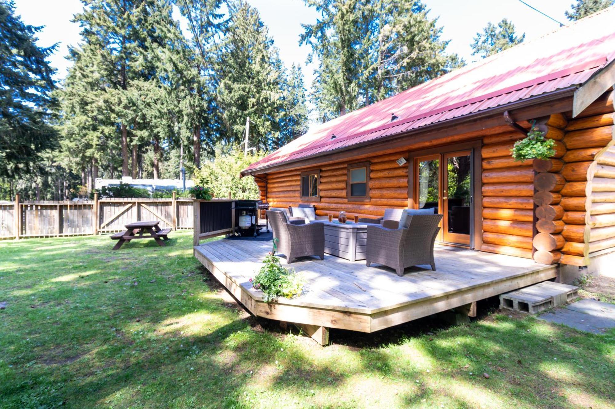 Riverbend Cottage & Rv Resort Parksville Exterior photo