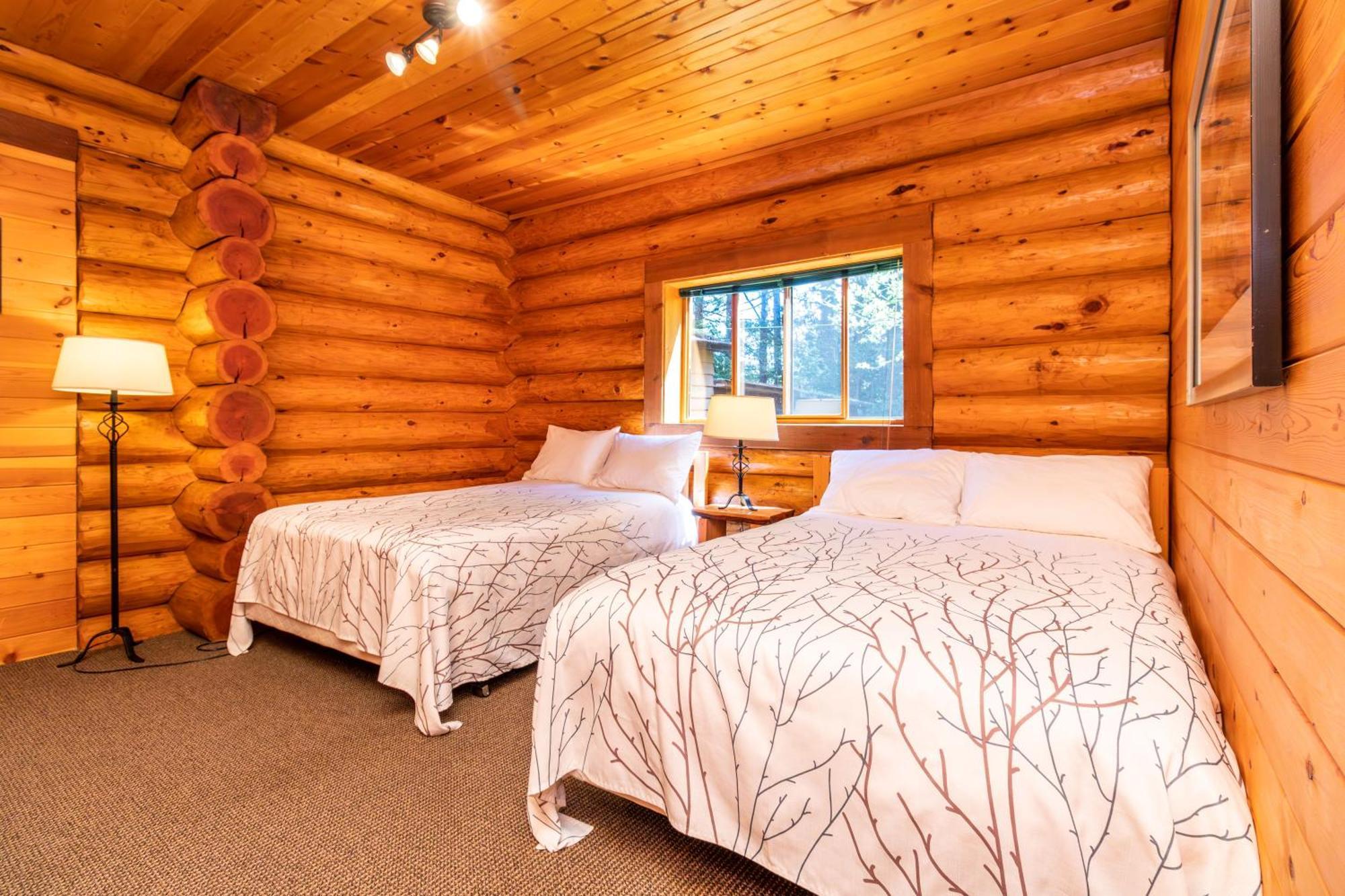 Riverbend Cottage & Rv Resort Parksville Exterior photo