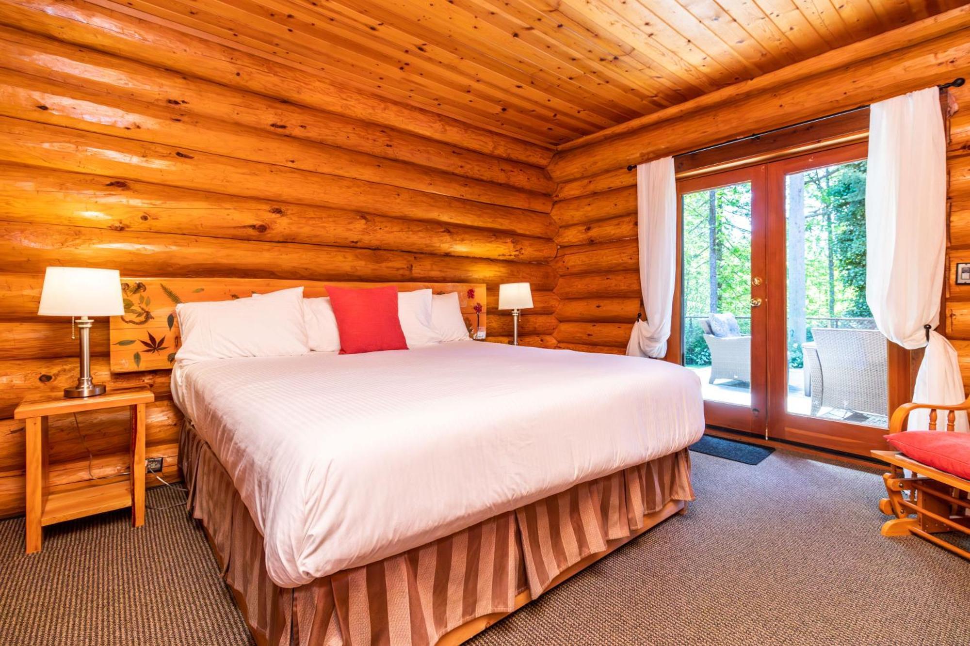 Riverbend Cottage & Rv Resort Parksville Exterior photo