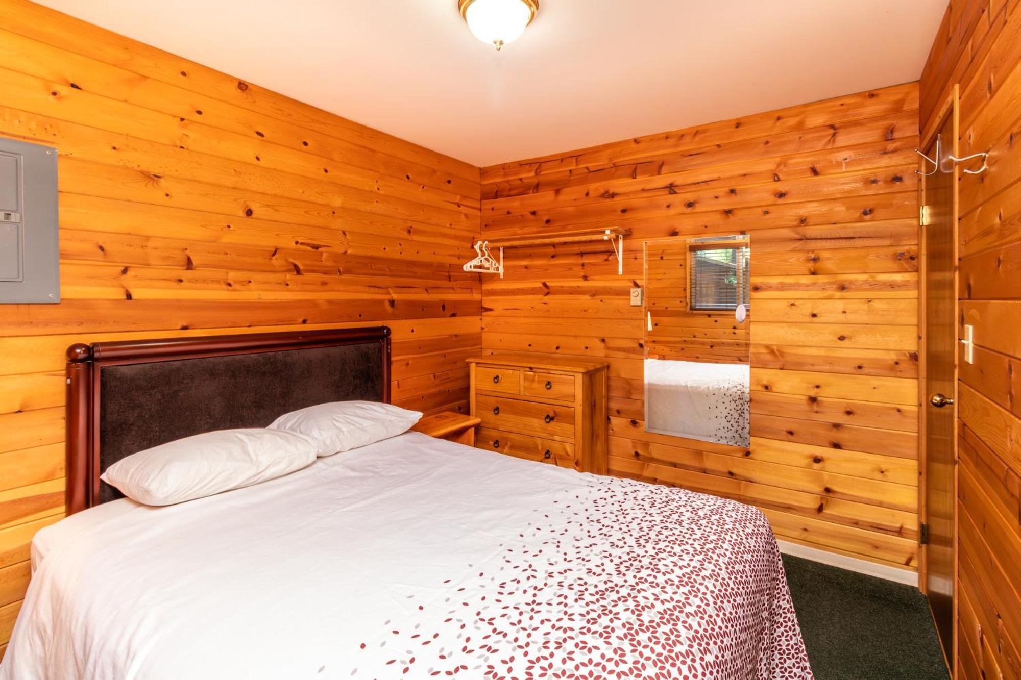 Riverbend Cottage & Rv Resort Parksville Exterior photo