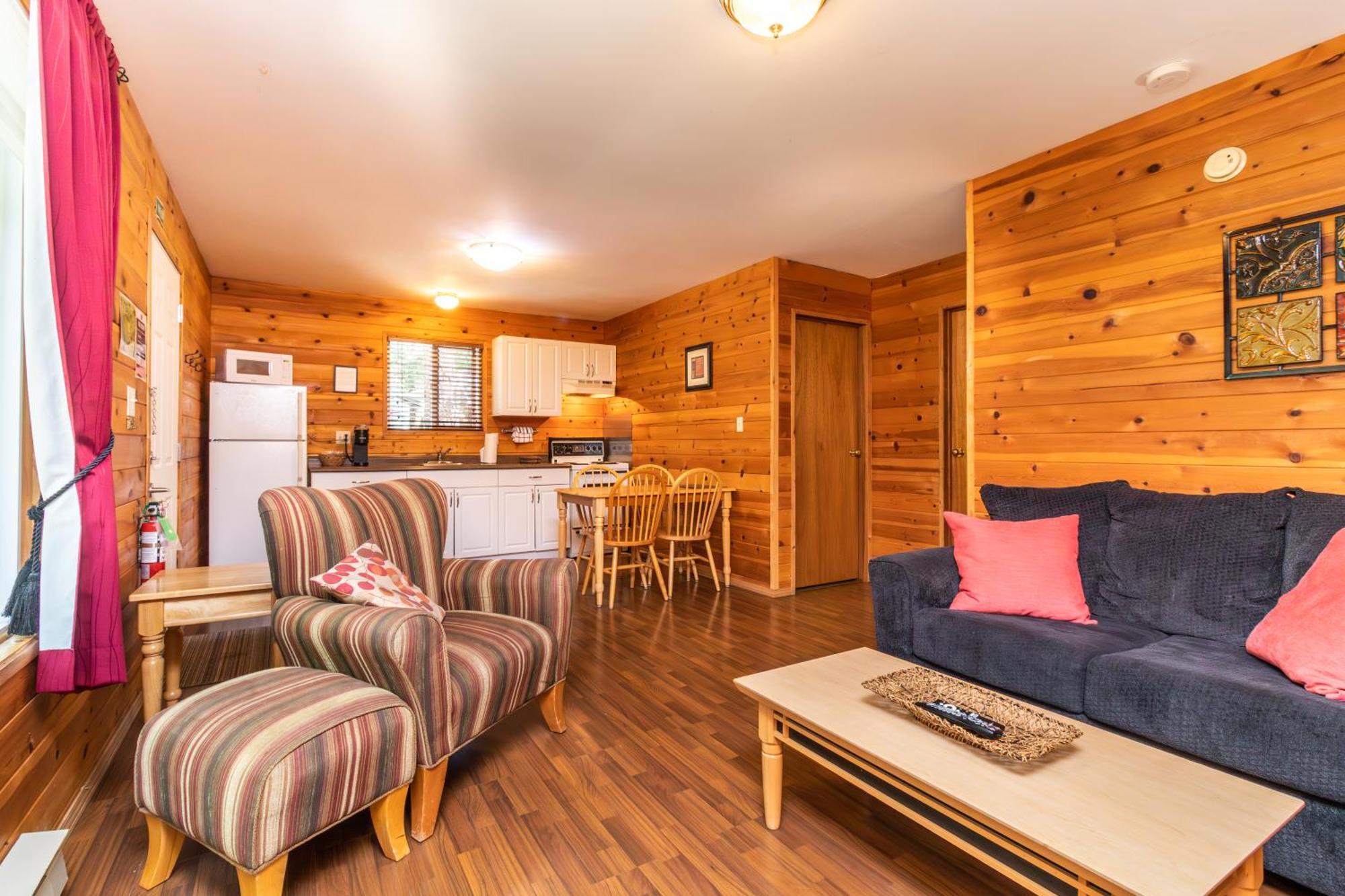Riverbend Cottage & Rv Resort Parksville Exterior photo